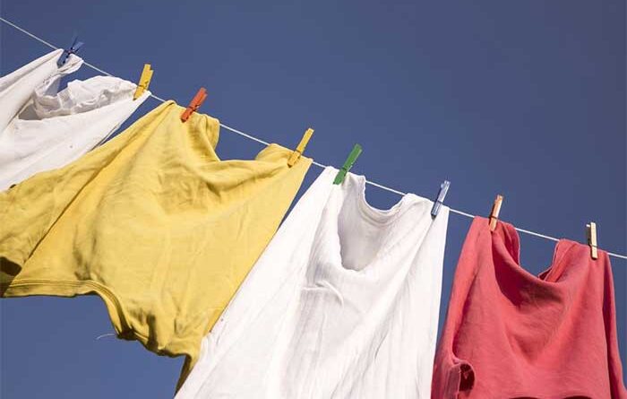 Mencuci Pakaian Bebas Bau